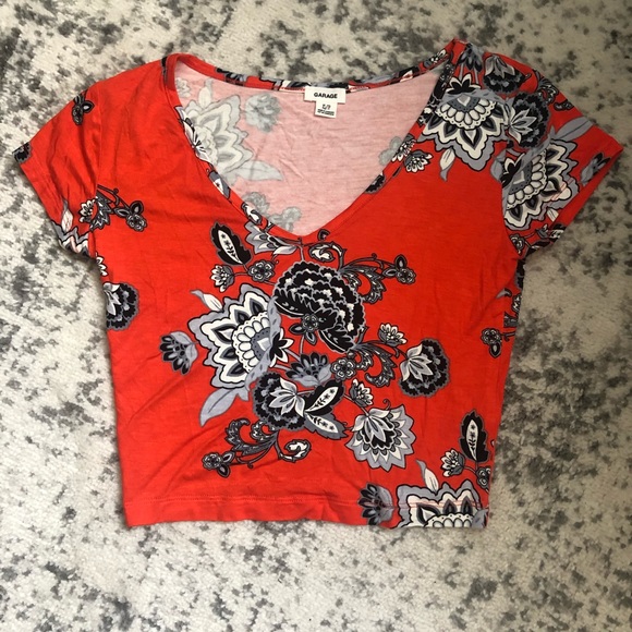 Floral Print Crop Top - Picture 1 of 3